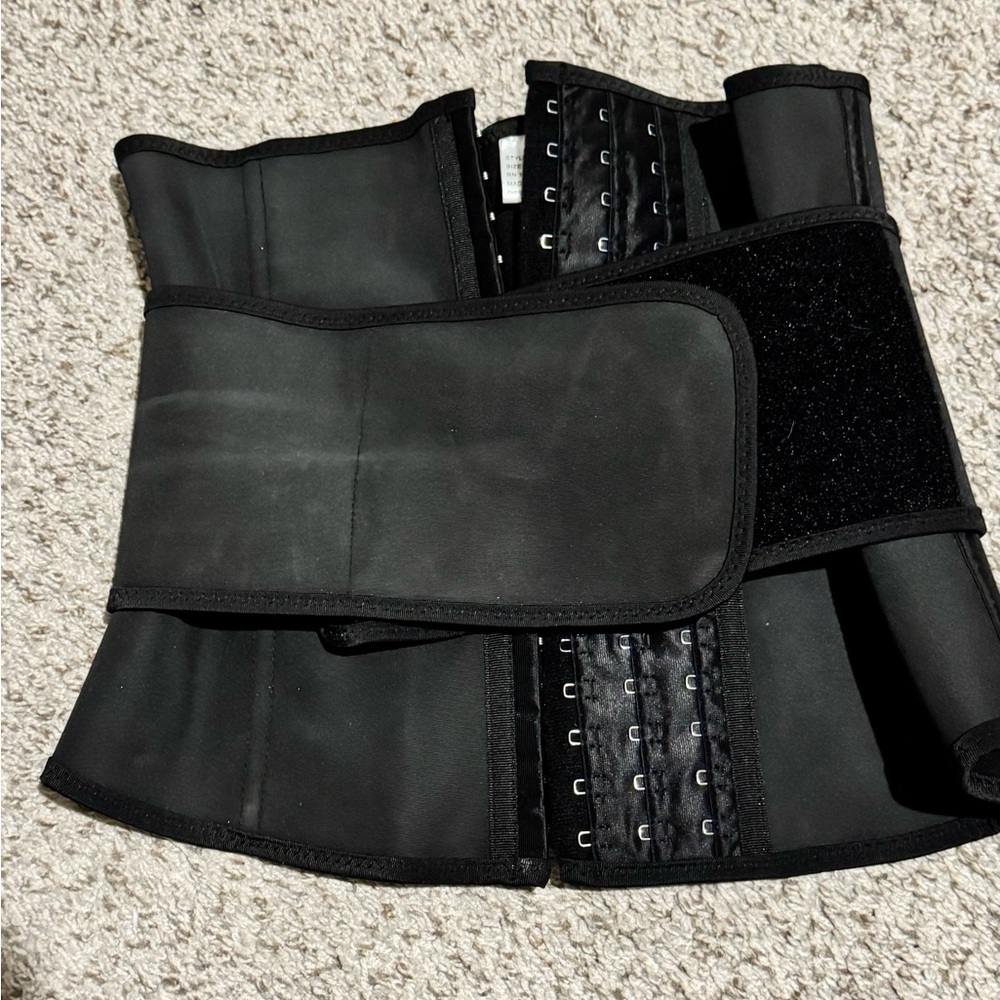 Black Waist Trainer Corset - Laura’s Boutique Stella Waist Trainer